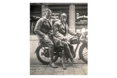 1934 - Erwerb des ersten Praxismotorrads